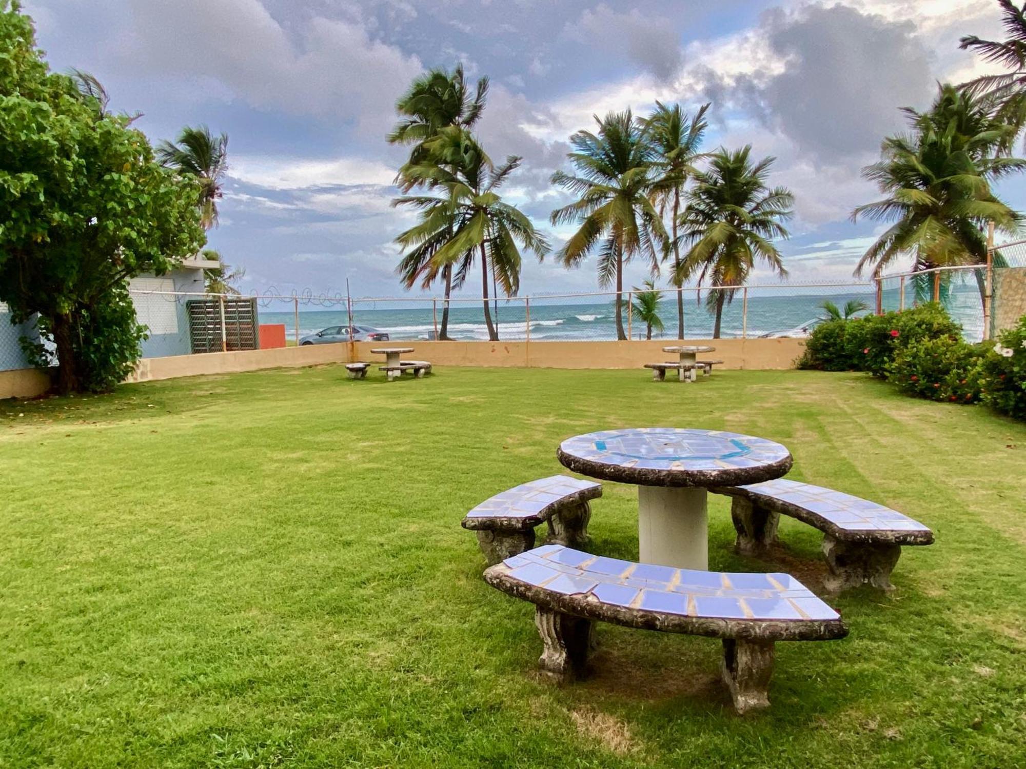 Beachbums Hideaway Luquillo Kültér fotó